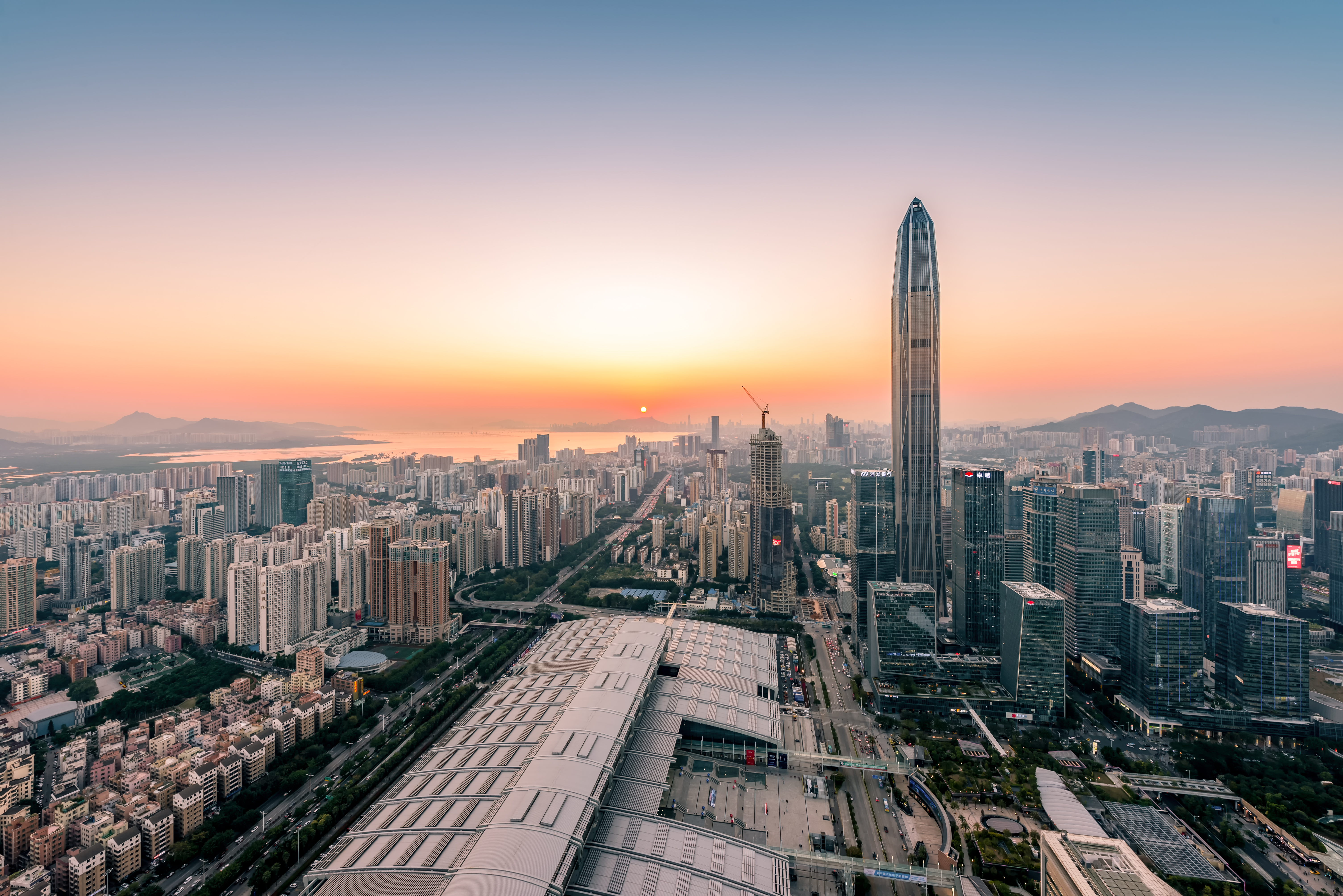 深圳商报 | 风云体育(中国区)董事长兼CEO陈宁： 推动深港创新企业合作